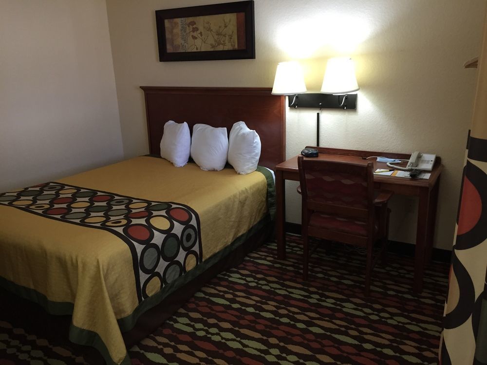 Hotel Super 8 By Wyndham Grand Forks Esterno foto